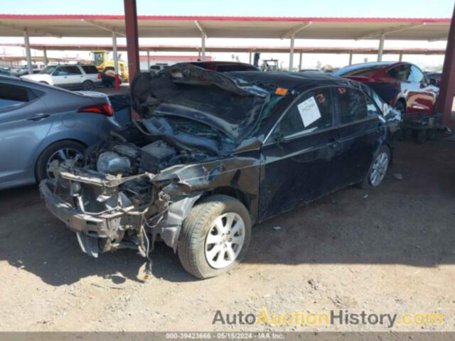 TOYOTA CAMRY LE, 4T1BE46KX9U890647