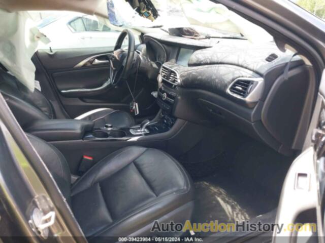 INFINITI QX30 LUXURY, SJKCH5CP1JA057599