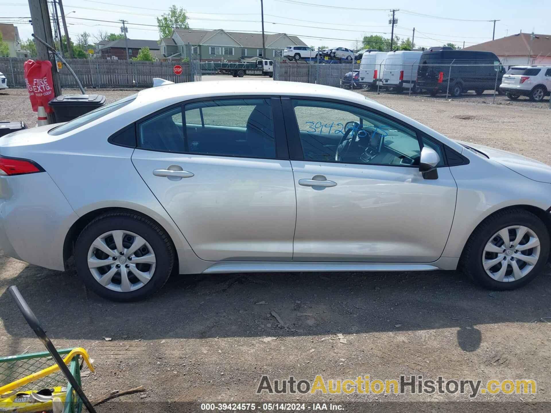 TOYOTA COROLLA LE, 5YFEPMAE2MP257627