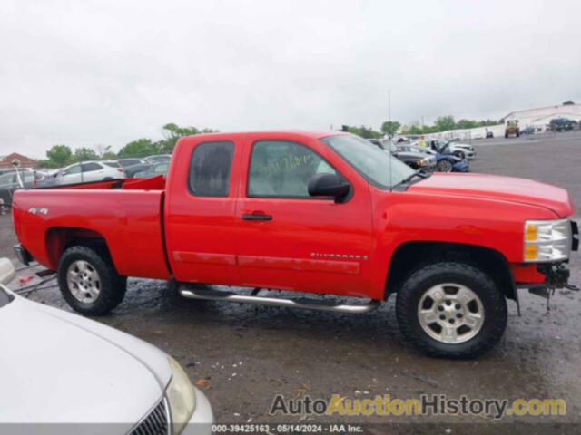 CHEVROLET SILVERADO 1500 LT2, 1GCEK19067Z577484