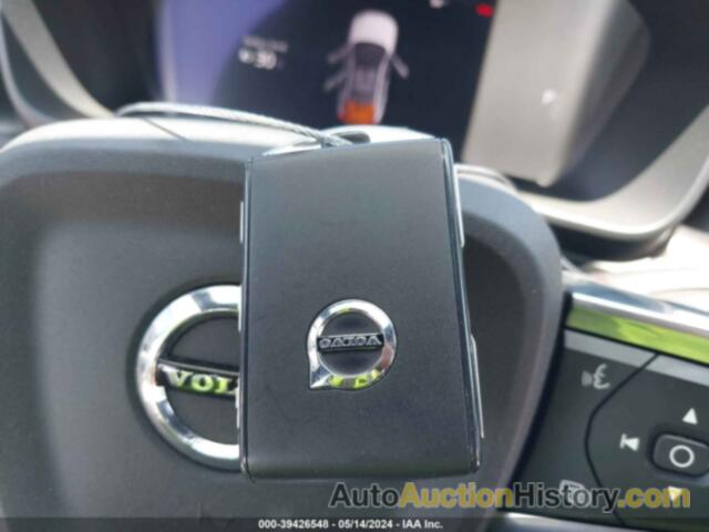 VOLVO C40 RECHARGE PURE ELECTRIC TWIN PLUS, YV4ED3GL3P2064993