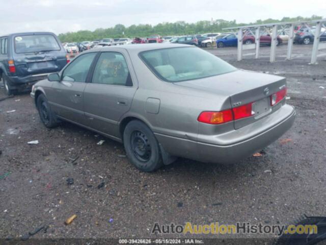 TOYOTA CAMRY CE/LE/XLE, 4T1BG22K6YU692747