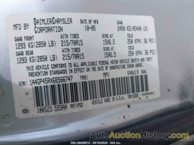 CHRYSLER TOWN & COUNTRY SWB, 1A4GP45RX6B566747