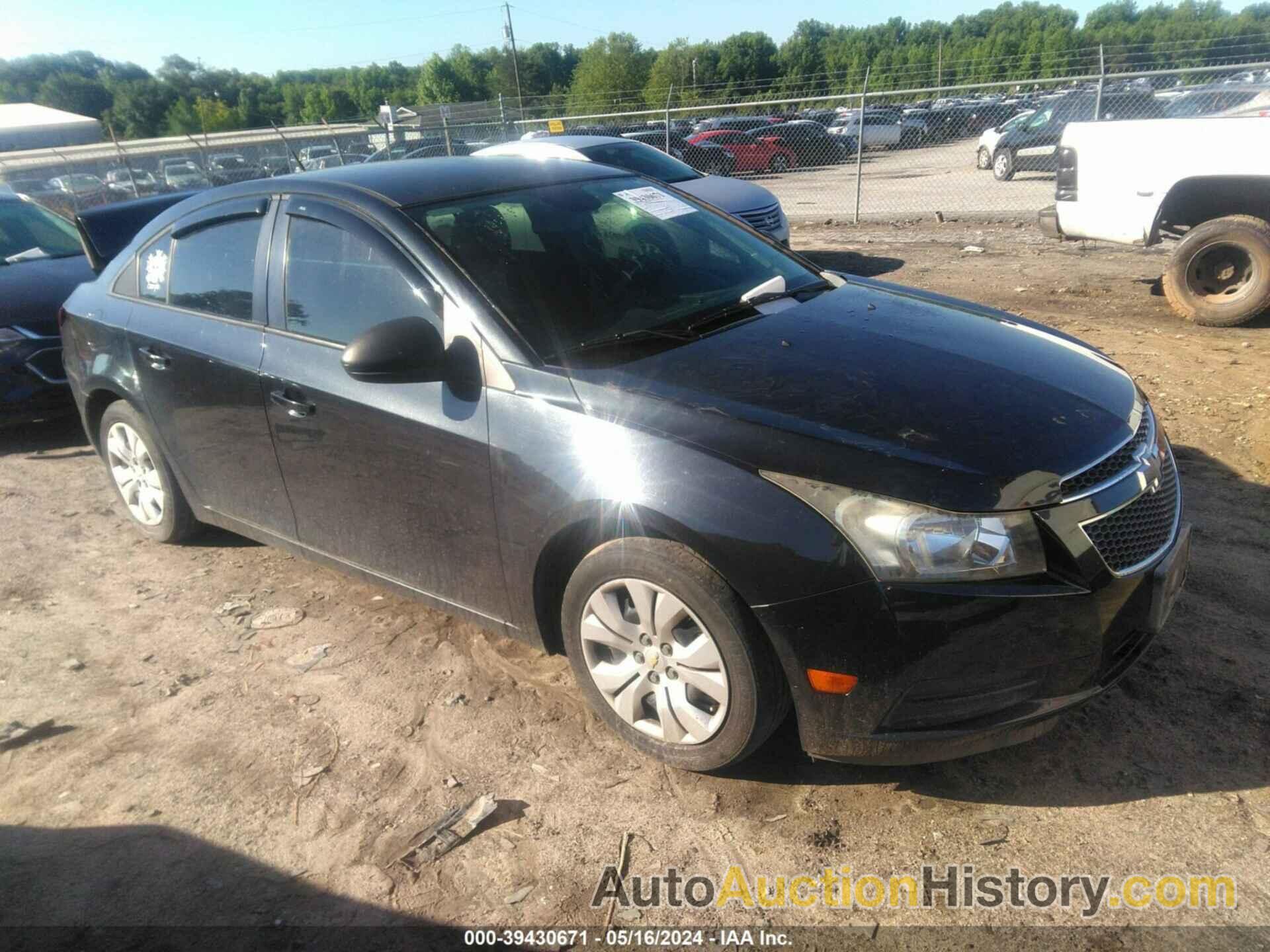 CHEVROLET CRUZE LS, 1G1PA5SH0D7168044