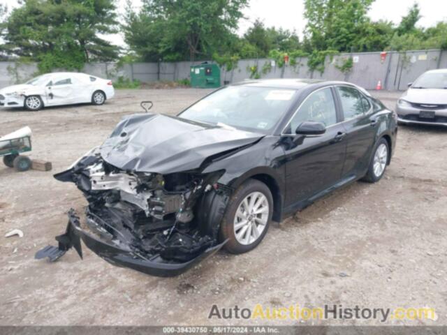 TOYOTA CAMRY LE, 4T1C11BK0RU115522