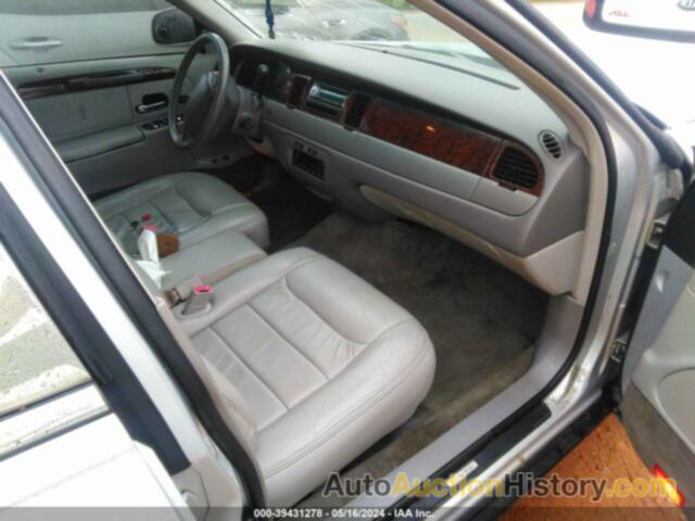 LINCOLN TOWN CAR EXECUTIVE, 1LNHM81W7XY713204