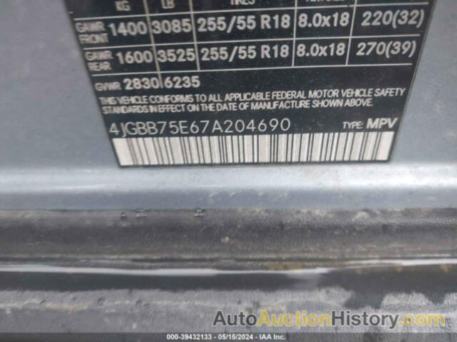 MERCEDES-BENZ ML 500, 4JGBB75E67A204690