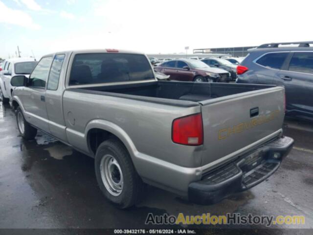 CHEVROLET S-10 LS, 1GCCS19W028174997