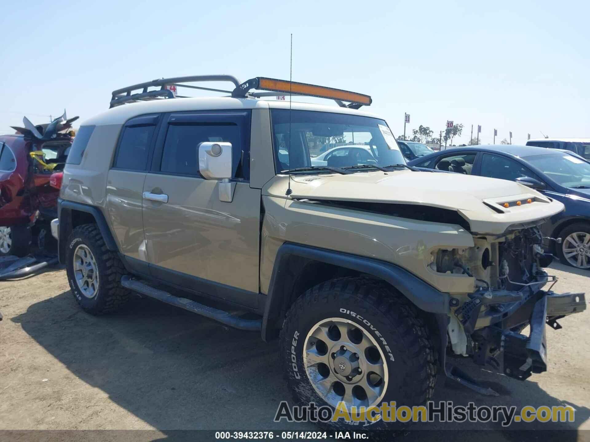 TOYOTA FJ CRUISER, JTEZU4BF5CK012525