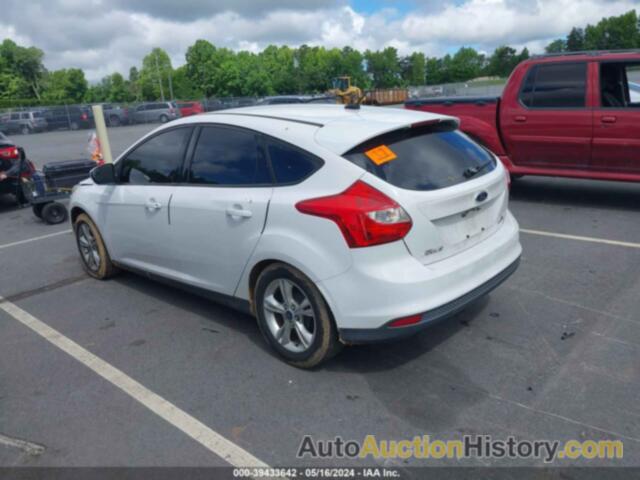 FORD FOCUS SE, 1FADP3K22EL177559