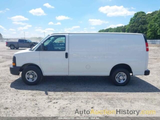 CHEVROLET EXPRESS G2500, 1GCWGFCF9F1172328