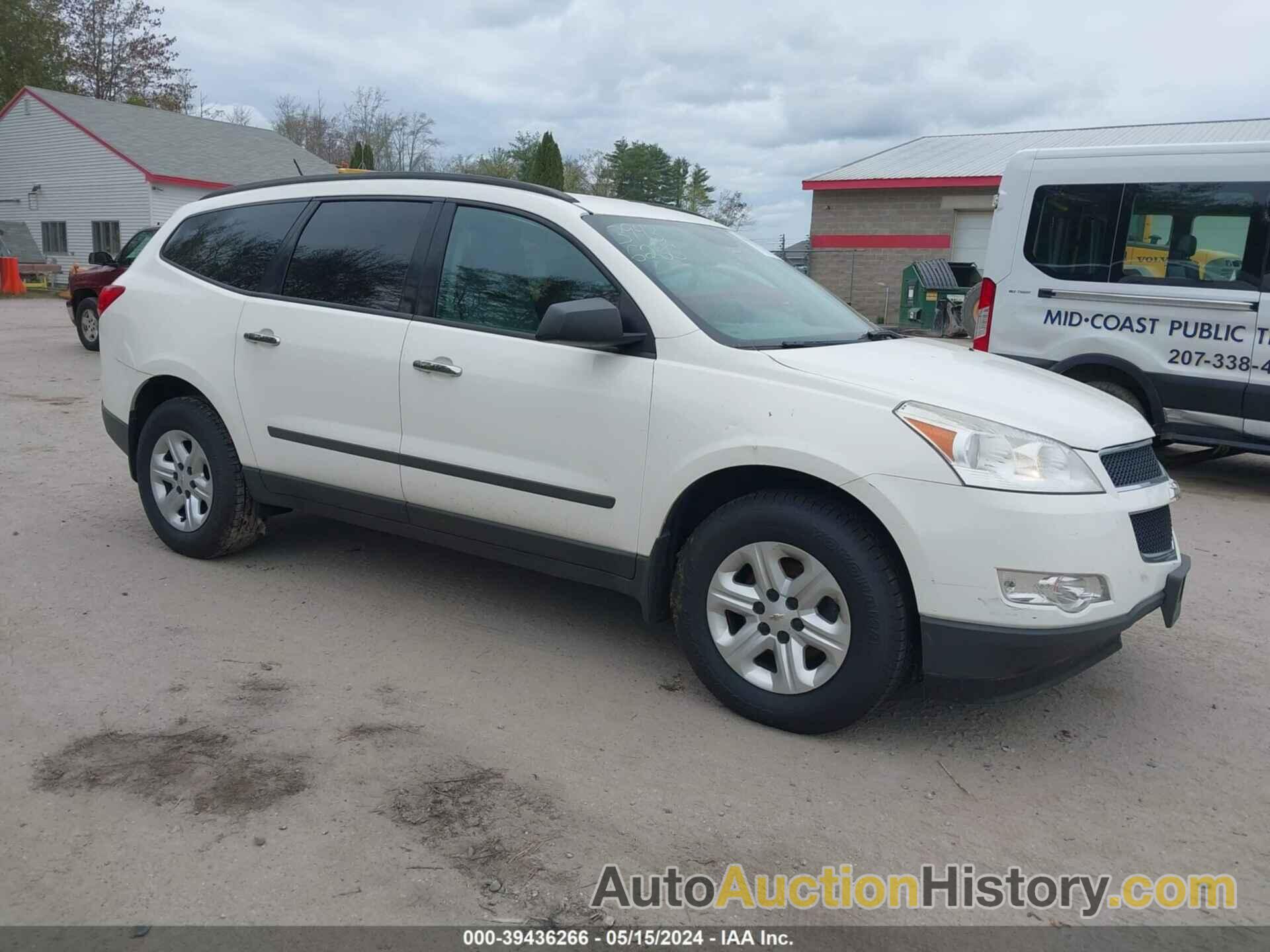 CHEVROLET TRAVERSE LS, 1GNKVFED4BJ232419