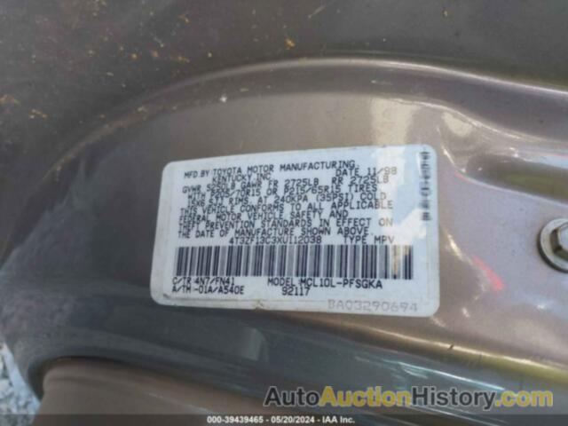 TOYOTA SIENNA LE/XLE, 4T3ZF13C3XU112038