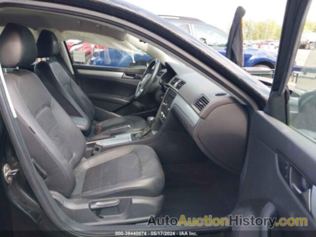 VOLKSWAGEN PASSAT 2.5L SE, 1VWBP7A35CC025966