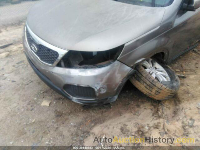 KIA SORENTO LX, 5XYKT4A26BG048798