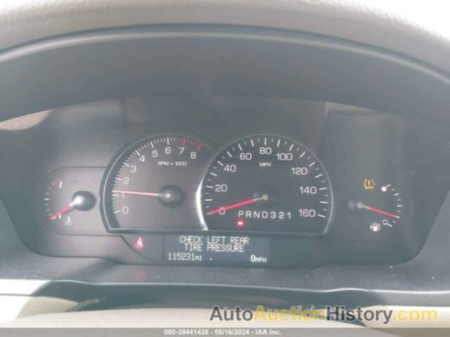 CADILLAC DTS STANDARD, 1G6KD57YX6U120902