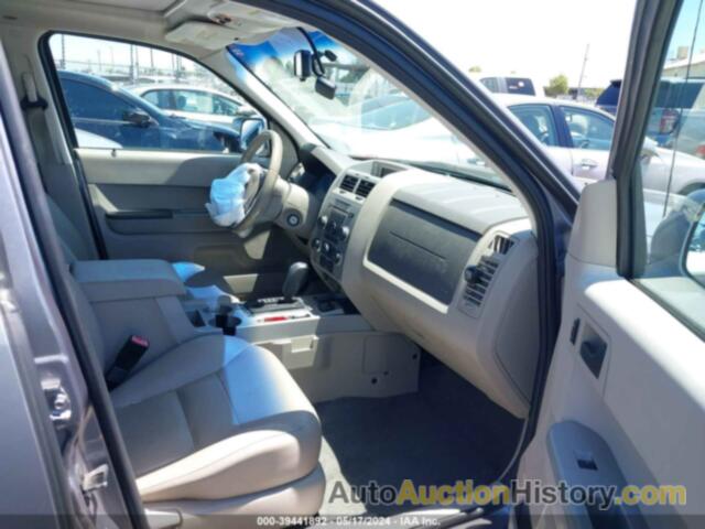 FORD ESCAPE HYBRID HEV, 1FMCU49H48KA94543