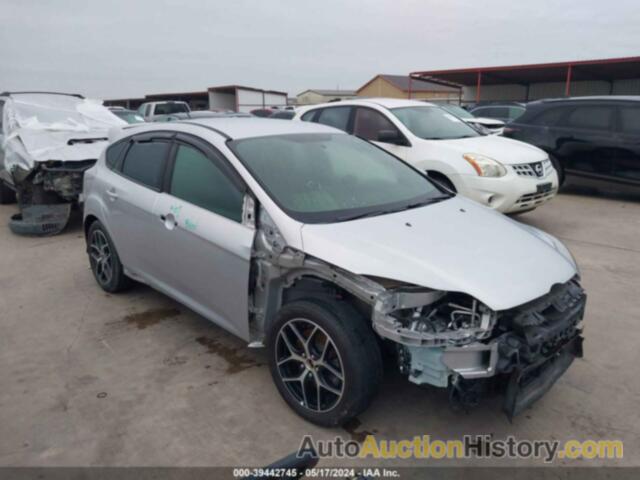 FORD FOCUS, 1FADP3L96DL349943