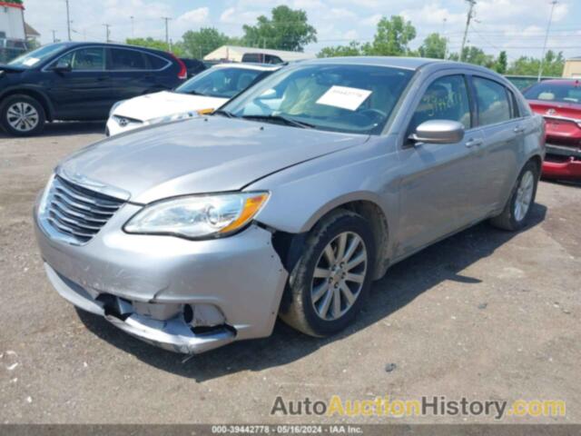 CHRYSLER 200 TOURING, 1C3CCBBB4DN619020