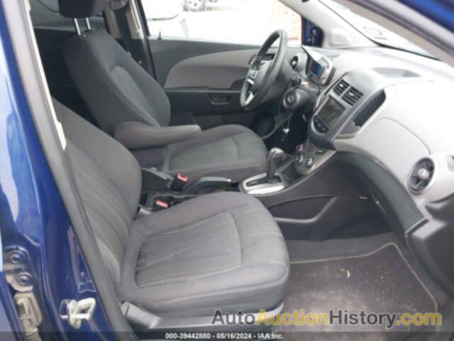 CHEVROLET SONIC LT, 1G1JC5SB8D4171271