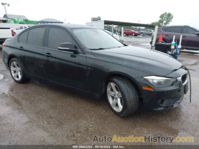 BMW 320I, WBA3B1C58FK135967