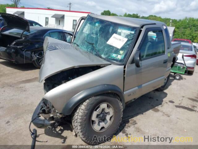 CHEVROLET S-10 LS, 1GCCT19W3Y8133978