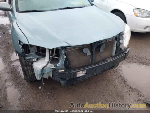 TOYOTA CAMRY LE, 4T1BF3EK6BU743157