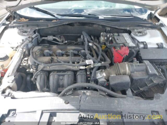 FORD FUSION S, 3FAHP0GA3CR260917