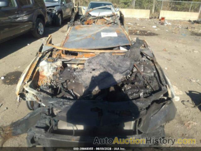 TOYOTA CAMRY SE, 4T1BF1FK7HU372795