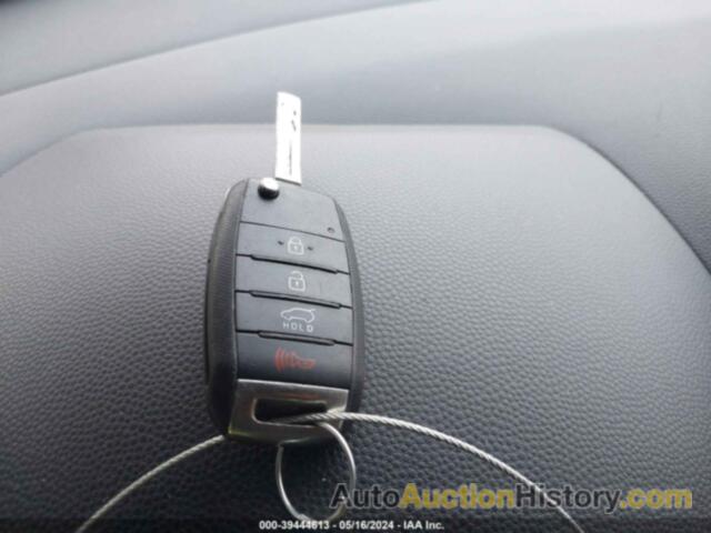 KIA SOUL +, KNDJP3A56H7445504