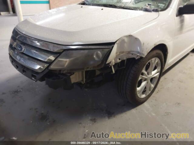 FORD FUSION SE, 3FAHP0HA1CR158255