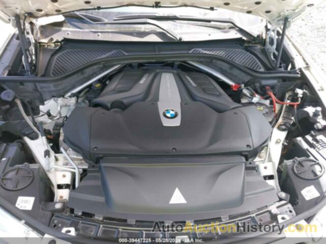 BMW X5 XDRIVE50I, 5UXKR6C59F0J76979
