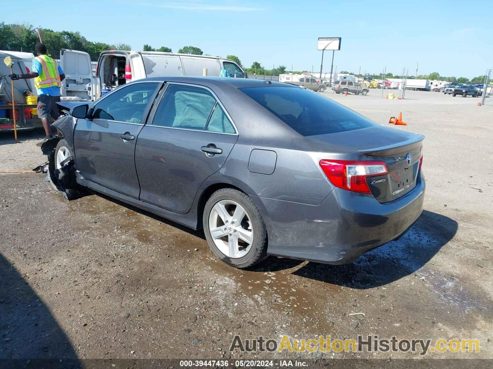 TOYOTA CAMRY SE/LE/XLE, 4T1BF1FK0CU028024