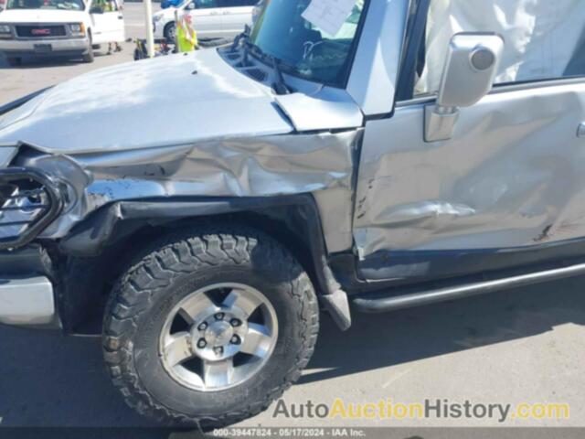 TOYOTA FJ CRUISER, JTEBU11FX8K055007