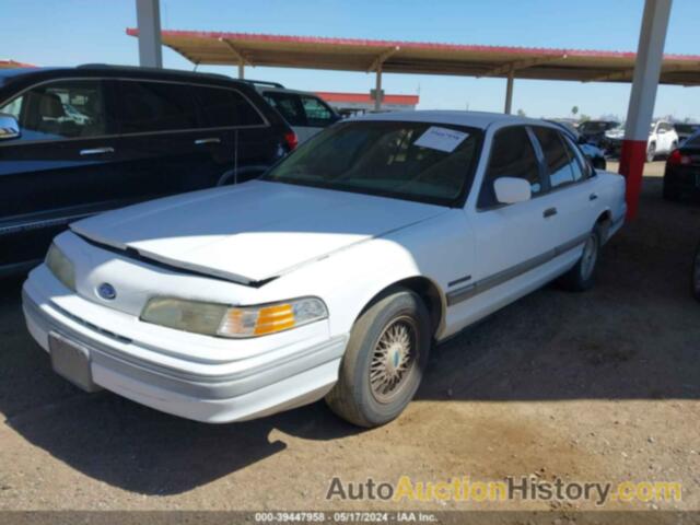 FORD CROWN VICTORIA LX, 2FACP74W0NX172740