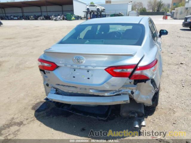 TOYOTA CAMRY SE, 4T1B11HK9JU071477