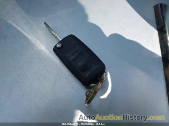 VOLKSWAGEN NEW BEETLE 2.5L, 3VWRG31Y49M400739