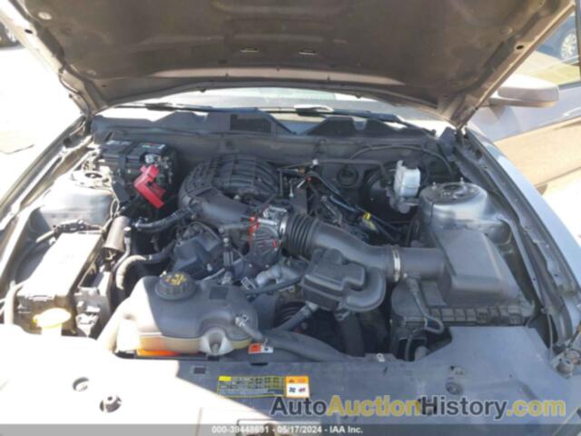 FORD MUSTANG, 1ZVBP8AM9B5138353