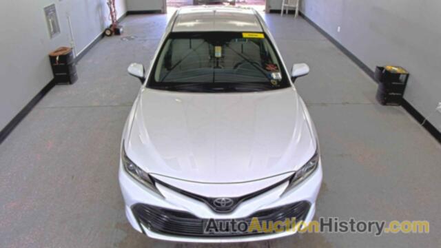 TOYOTA CAMRY LE, 4T1B11HK9JU655653