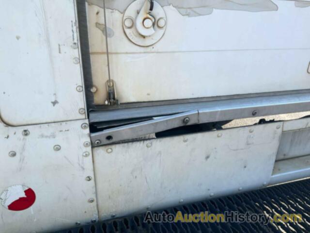 FREIGHTLINER CHASSIS M LINE WALK-IN VAN, 4UZAAPDU7CCBR1604