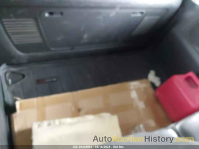 HUMMER H3 SUV, 5GTDN136268144242