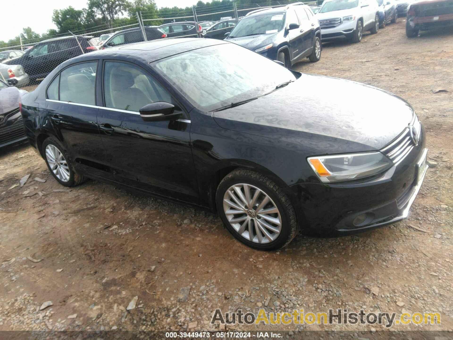 VOLKSWAGEN JETTA 2.5L SEL, 3VWLP7AJ9CM324068