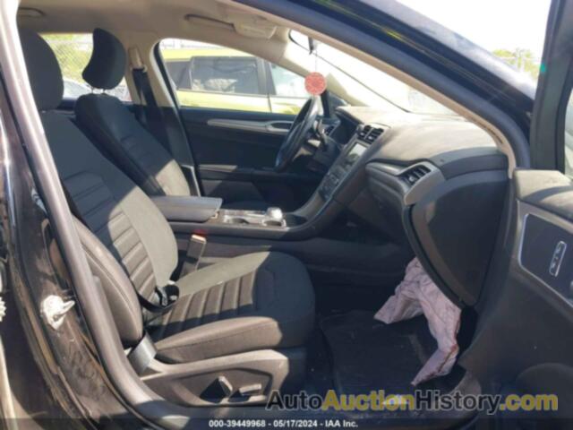 FORD FUSION SE, 3FA6P0HD4JR284995