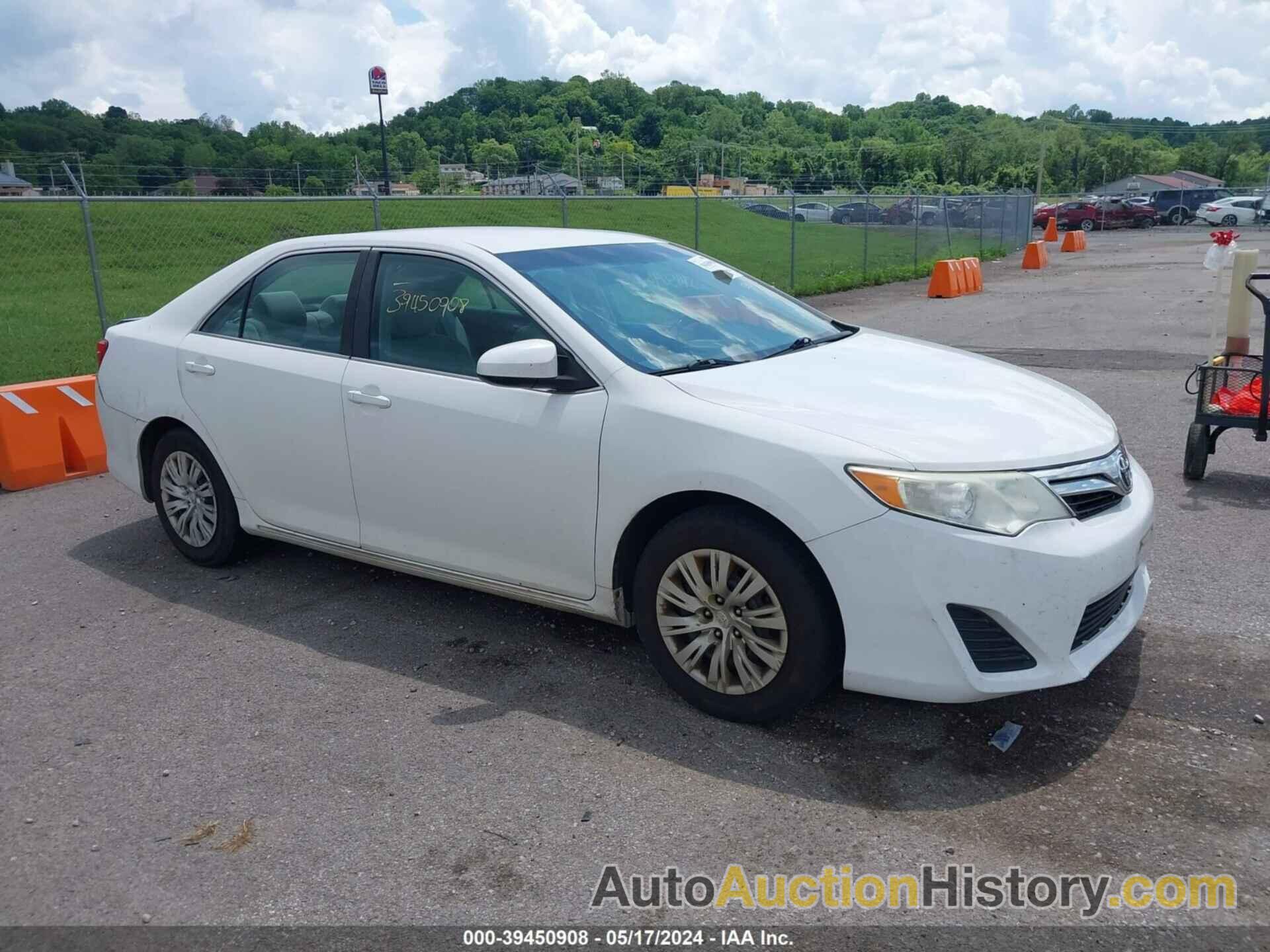 TOYOTA CAMRY SE/LE/XLE, 4T4BF1FK7CR210096
