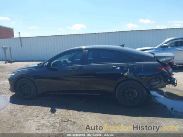 HYUNDAI ELANTRA SE, KMHLL4AG2PU556185