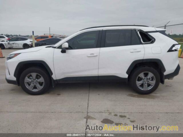 TOYOTA RAV4 XLE/XLE PREMIUM, 2T3W1RFV0RW313072