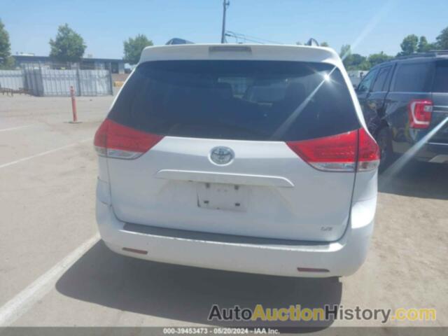 TOYOTA SIENNA LE, 5TDKK3DC5ES481294