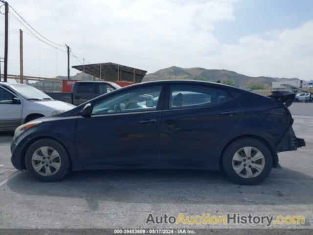 HYUNDAI ELANTRA SE, KMHDH4AE0GU632958