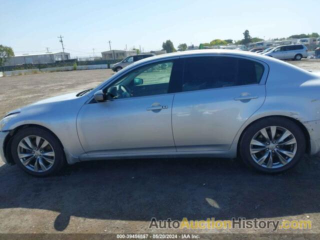 INFINITI G37 JOURNEY, JNKCV61EX9M011345