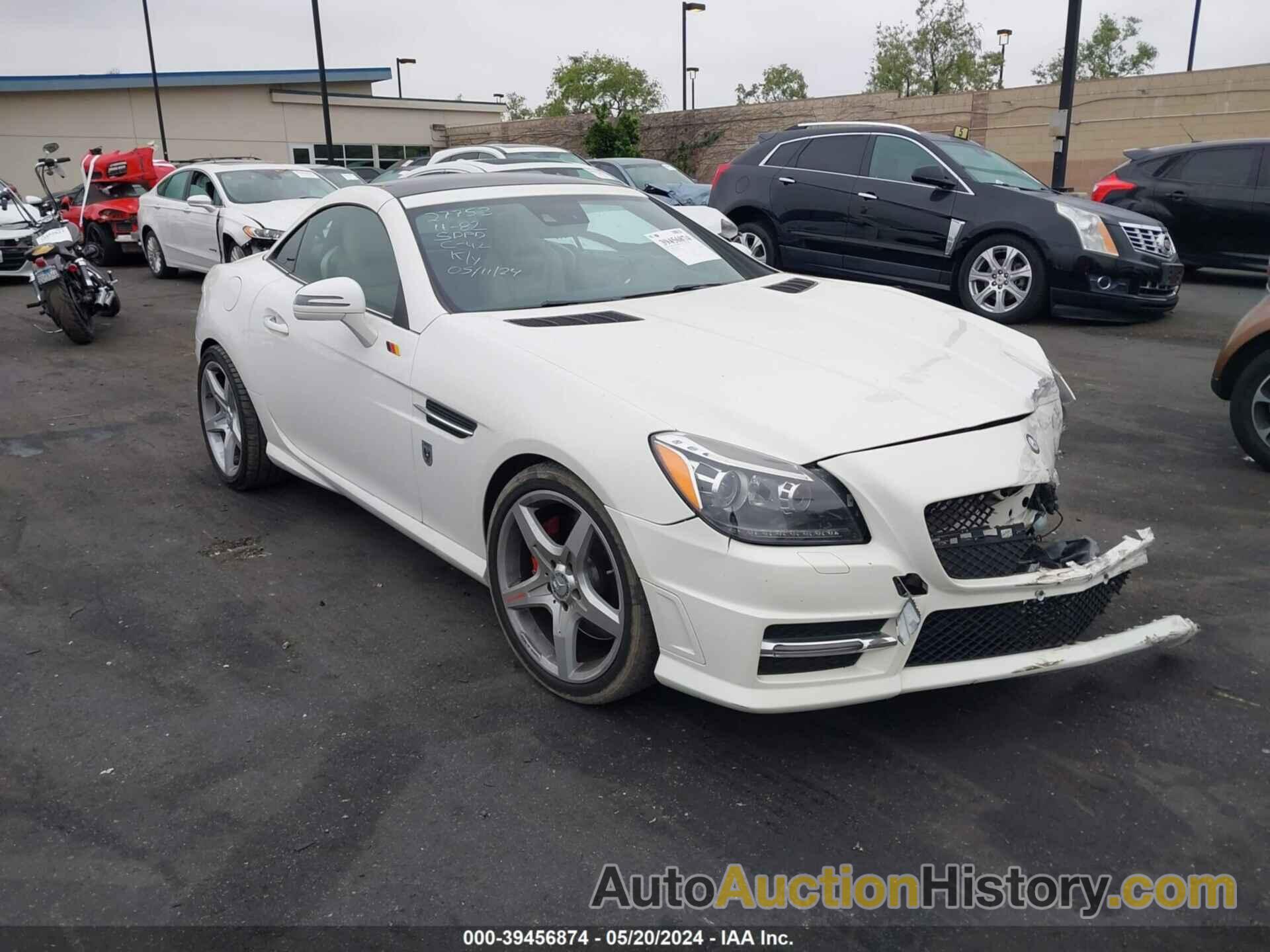 MERCEDES-BENZ SLK 350, WDDPK5HA0DF064325